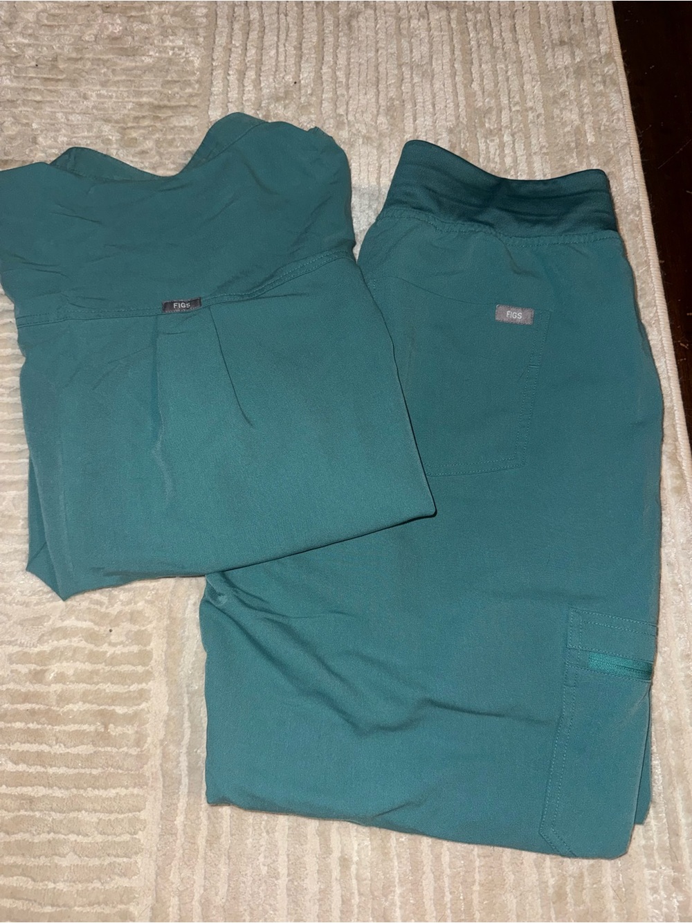 Figs Men’s Teal Cargo Scrub Pants